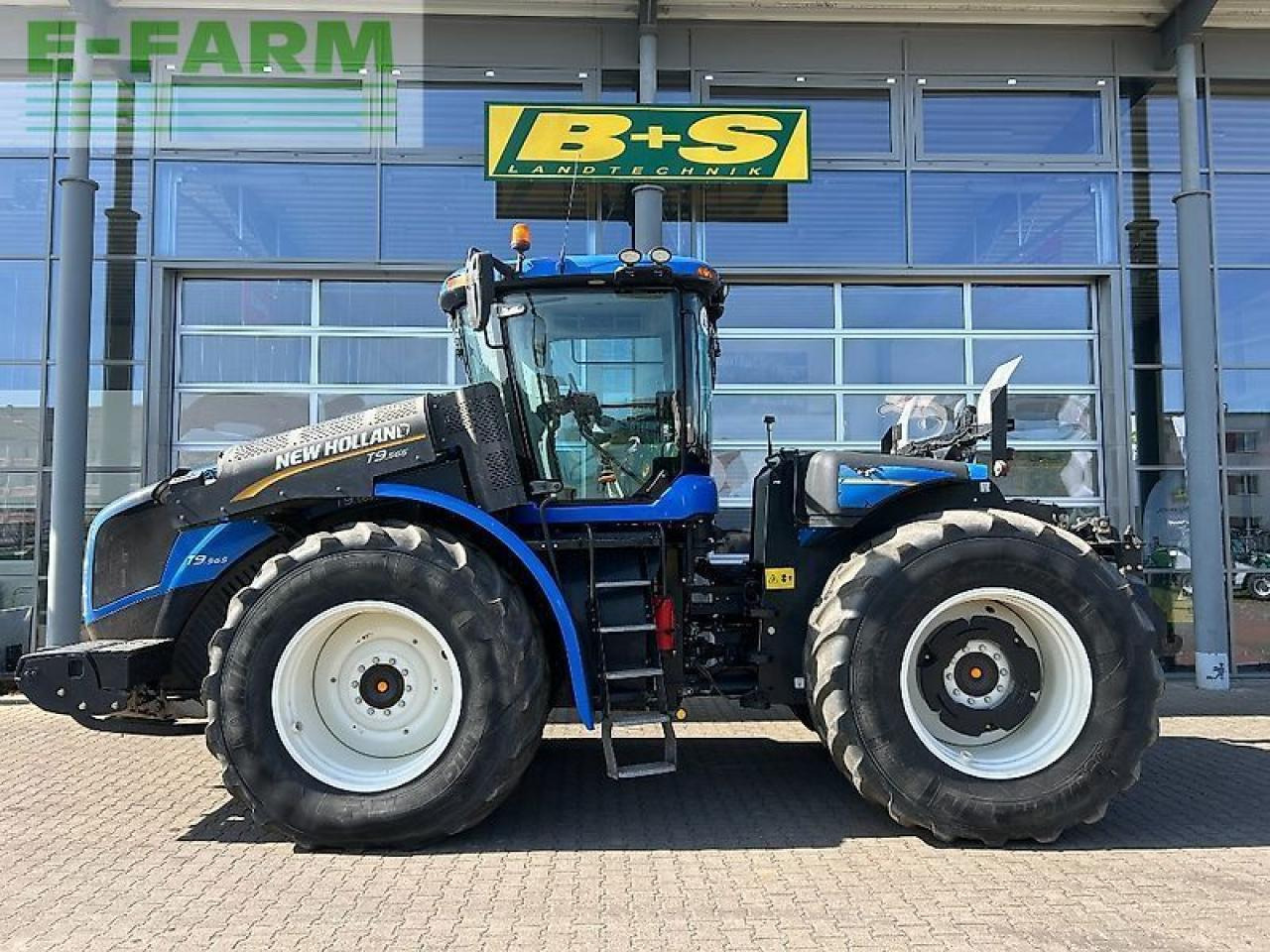 New Holland t 9.565 - Tractor: foto 1 New Holland t 9.565 - Tractor: foto 1
