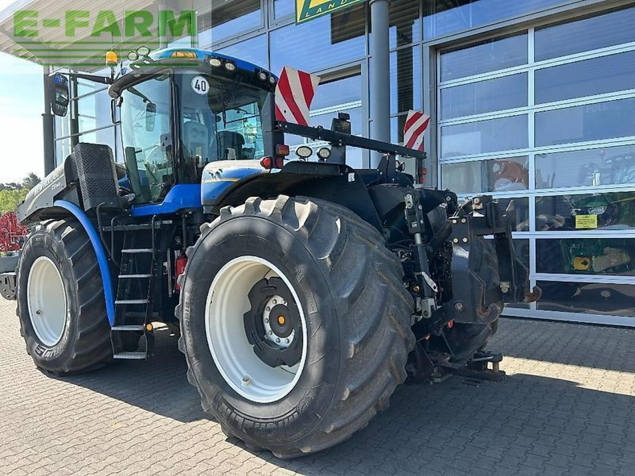 New Holland t 9.565 - Tractor: foto 5 New Holland t 9.565 - Tractor: foto 5