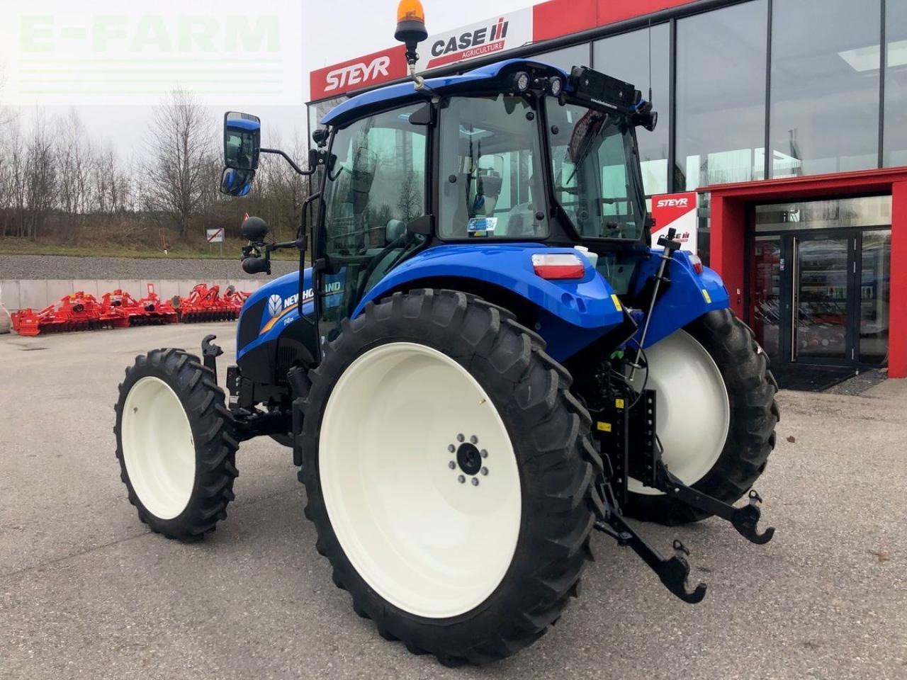 New Holland t4.55 stage v - Tractor: foto 4 New Holland t4.55 stage v - Tractor: foto 4