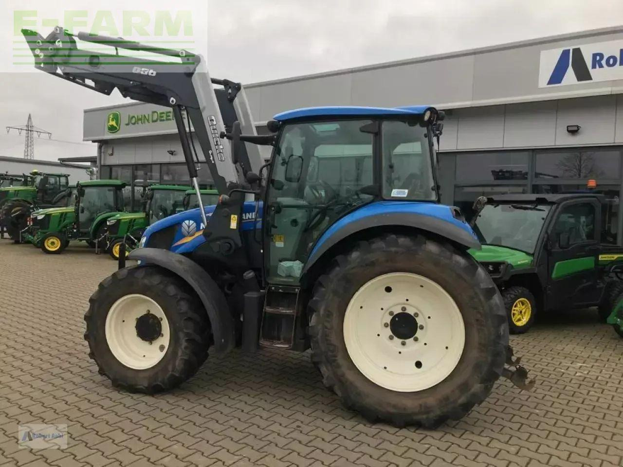 New Holland t4.85 - Tractor: foto 2 New Holland t4.85 - Tractor: foto 2