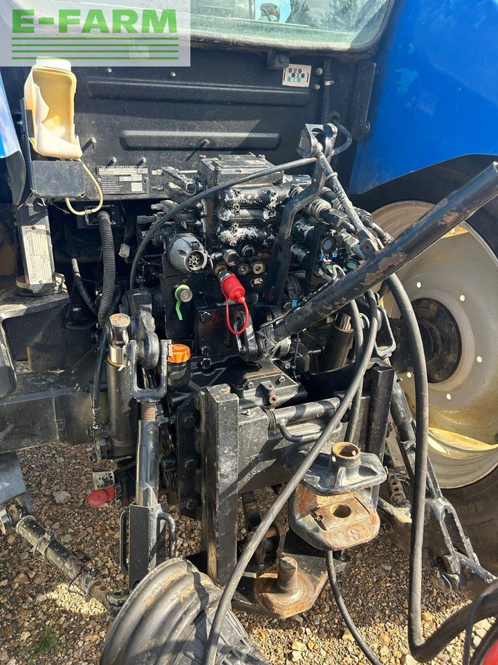 New Holland t5.95 - Tractor: foto 4 New Holland t5.95 - Tractor: foto 4