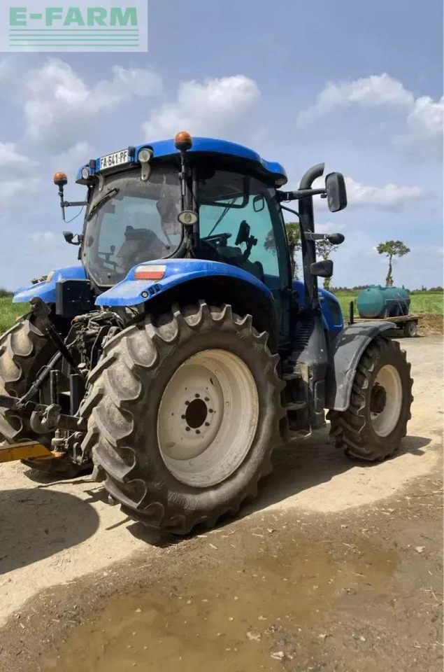New Holland t6.140 auto command - Tractor: foto 3 New Holland t6.140 auto command - Tractor: foto 3