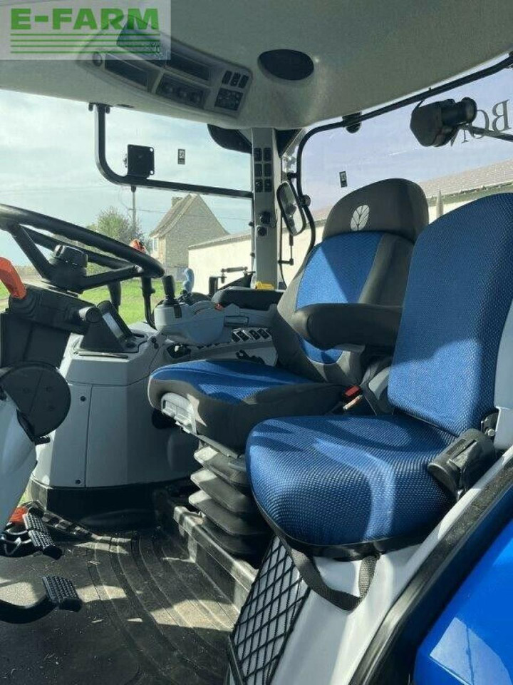 New Holland t6.145 - Tractor: foto 5 New Holland t6.145 - Tractor: foto 5