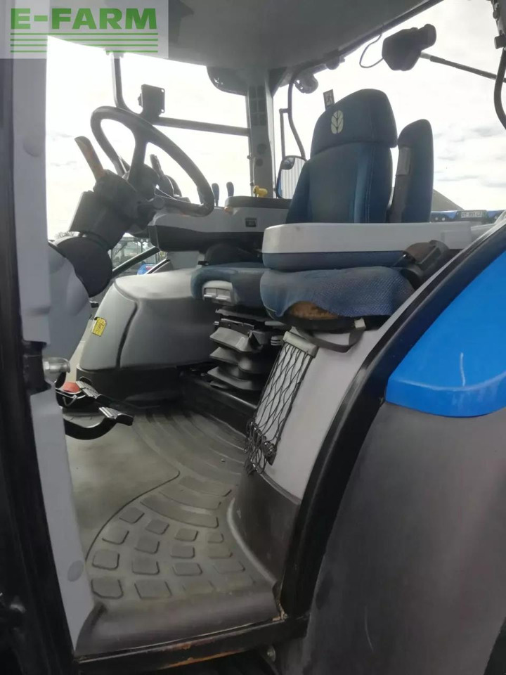 New Holland t6.145 dynamic command - Tractor: foto 4 New Holland t6.145 dynamic command - Tractor: foto 4