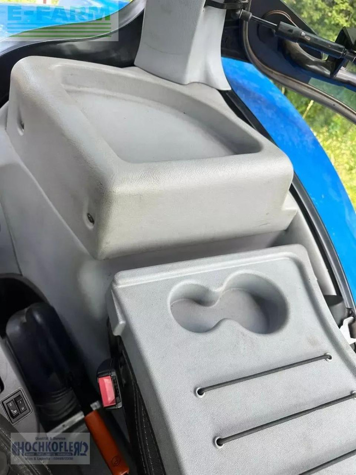 New Holland t6.175 dynamic command (stage v) - Tractor: foto 5 New Holland t6.175 dynamic command (stage v) - Tractor: foto 5