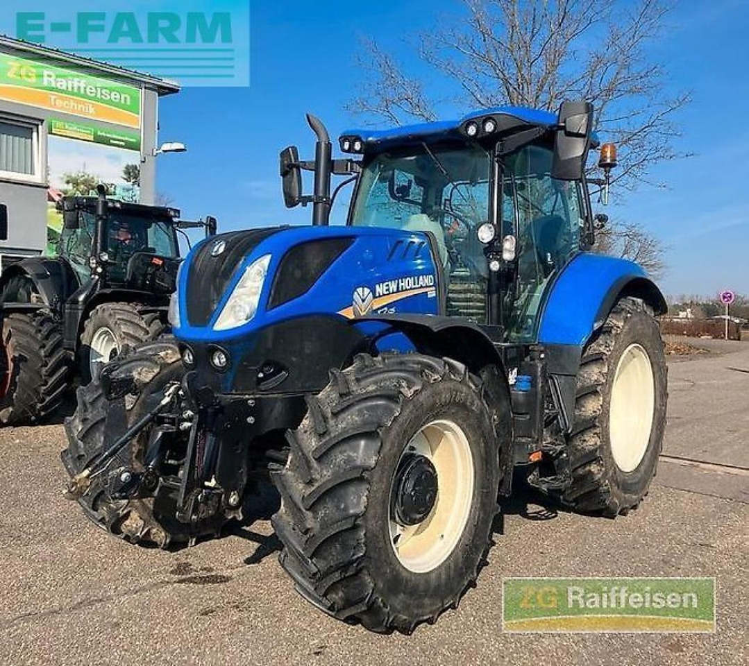 New Holland t7.175 - Tractor: foto 4 New Holland t7.175 - Tractor: foto 4