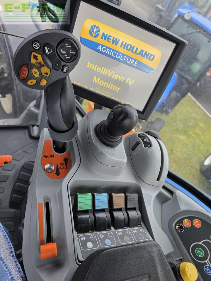 New Holland t7.185 auto command - Tractor: foto 2 New Holland t7.185 auto command - Tractor: foto 2