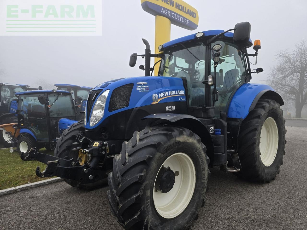 New Holland t7.185 auto command - Tractor: foto 1 New Holland t7.185 auto command - Tractor: foto 1