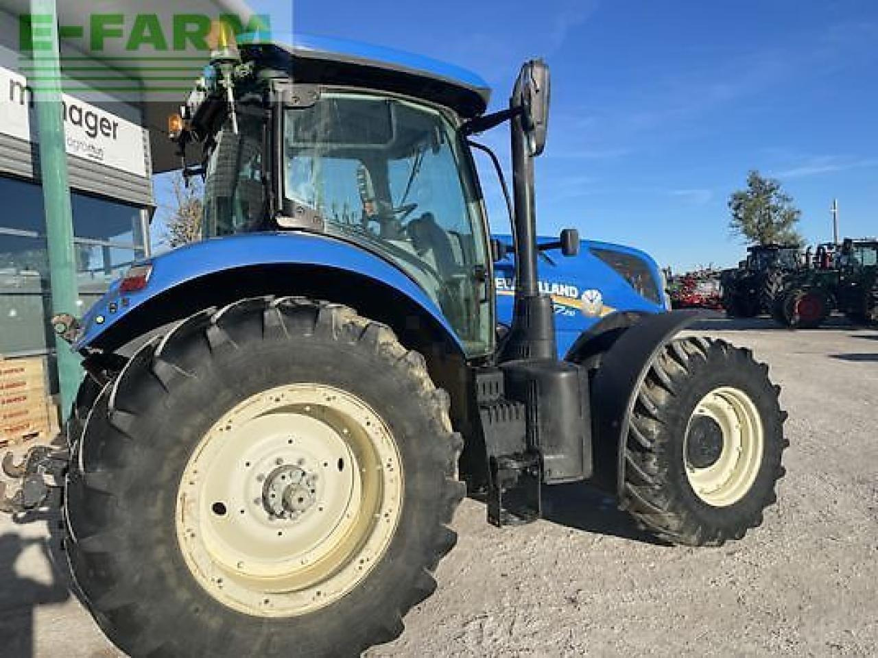 New Holland t7.210 - Tractor: foto 2 New Holland t7.210 - Tractor: foto 2