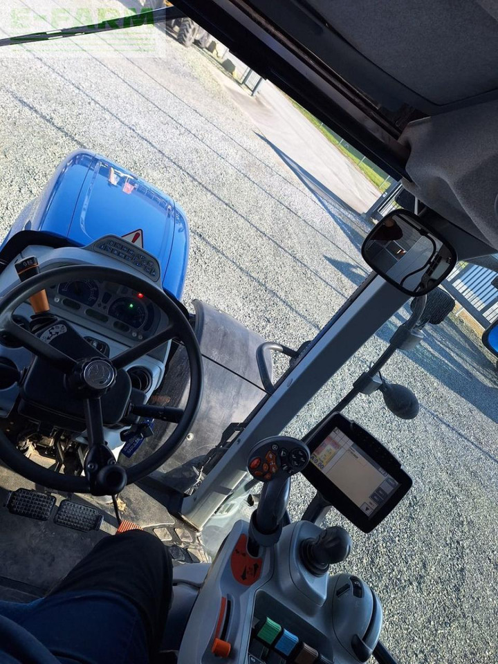 Tractor New Holland t7.210 ac: foto 7