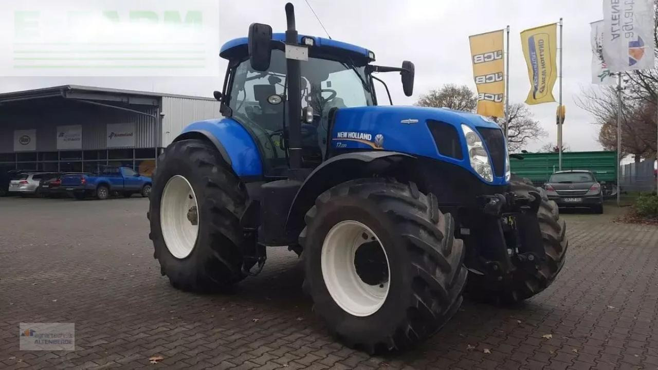 New Holland t7.220 ac - Tractor: foto 4 New Holland t7.220 ac - Tractor: foto 4