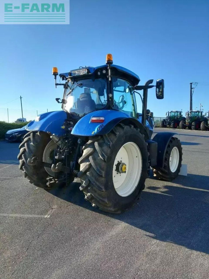 New Holland t7.225 - Tractor: foto 3 New Holland t7.225 - Tractor: foto 3