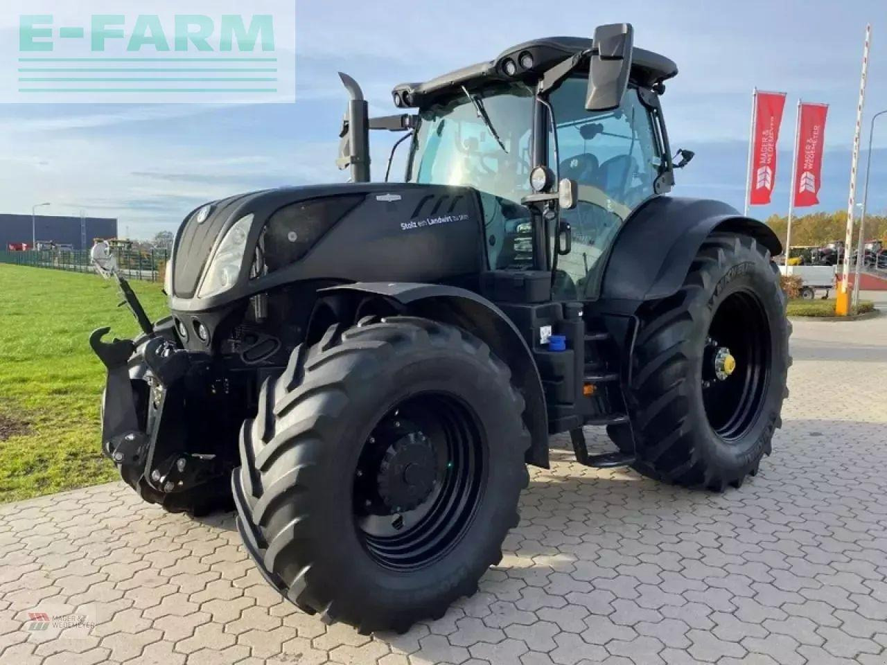 New Holland t7.230 auto command mit rtk - Tractor: foto 1 New Holland t7.230 auto command mit rtk - Tractor: foto 1