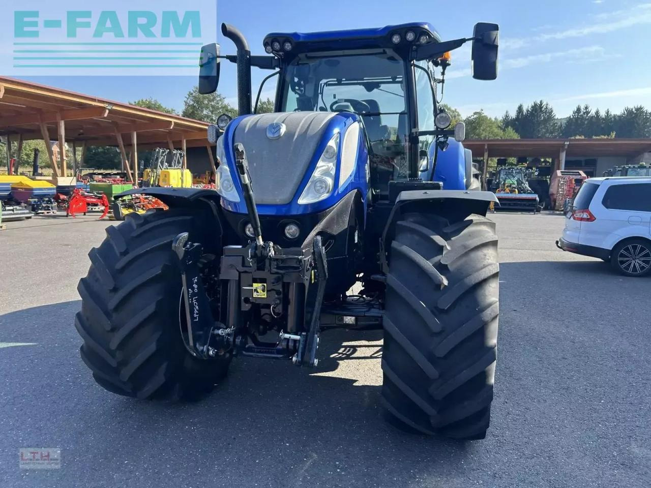 New Holland t7.230 plm auto command - Tractor: foto 4 New Holland t7.230 plm auto command - Tractor: foto 4