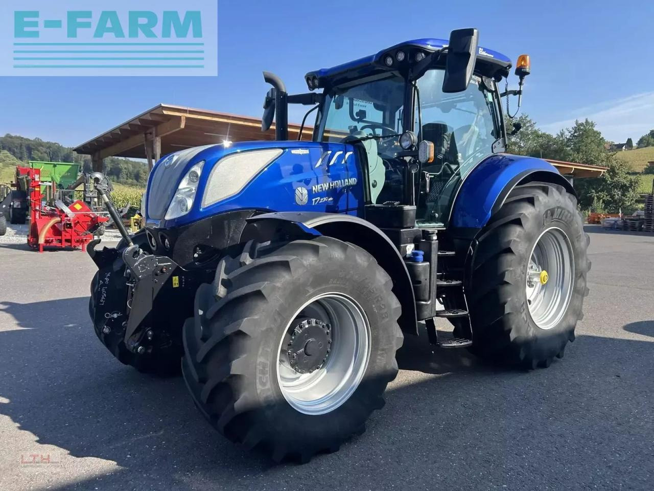 New Holland t7.230 plm auto command - Tractor: foto 1 New Holland t7.230 plm auto command - Tractor: foto 1
