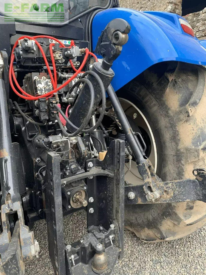 New Holland t7.260 auto command - Tractor: foto 5 New Holland t7.260 auto command - Tractor: foto 5