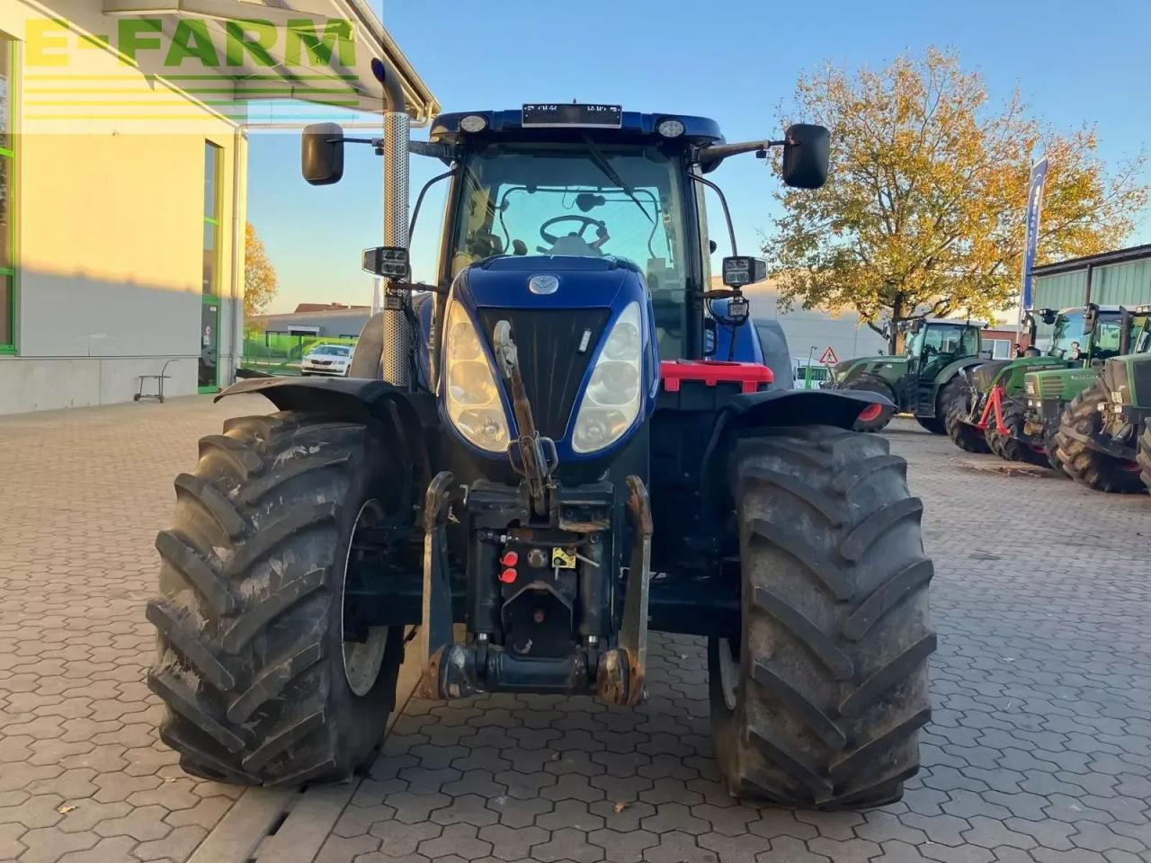 New Holland t7.270 auto command - Tractor: foto 2 New Holland t7.270 auto command - Tractor: foto 2