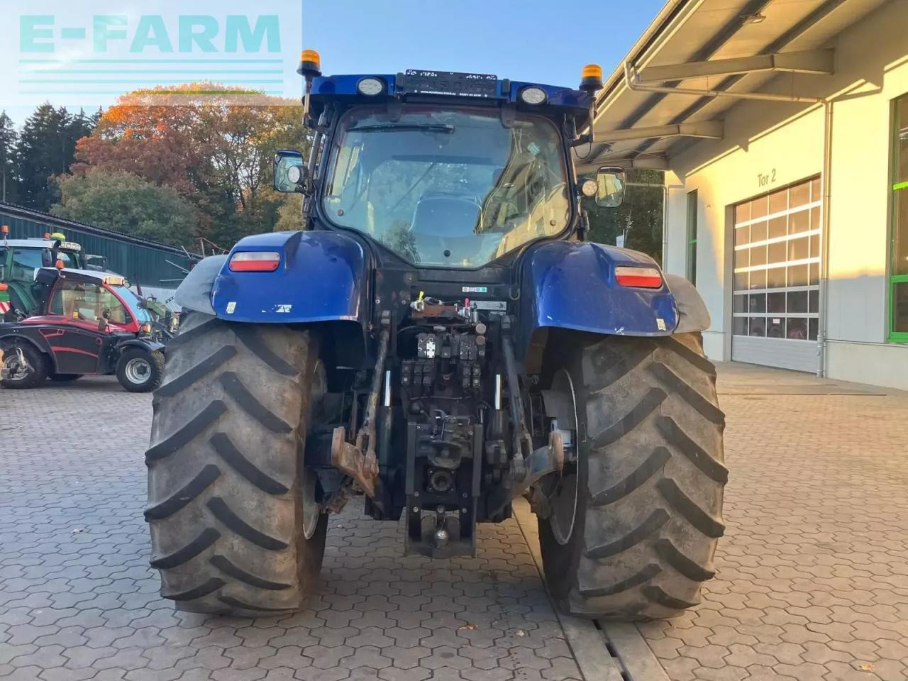New Holland t7.270 auto command - Tractor: foto 4 New Holland t7.270 auto command - Tractor: foto 4