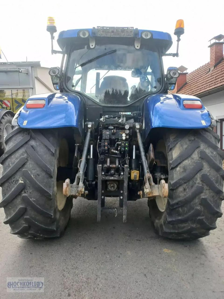 New Holland t7.270 auto command bluepower - Tractor: foto 5 New Holland t7.270 auto command bluepower - Tractor: foto 5