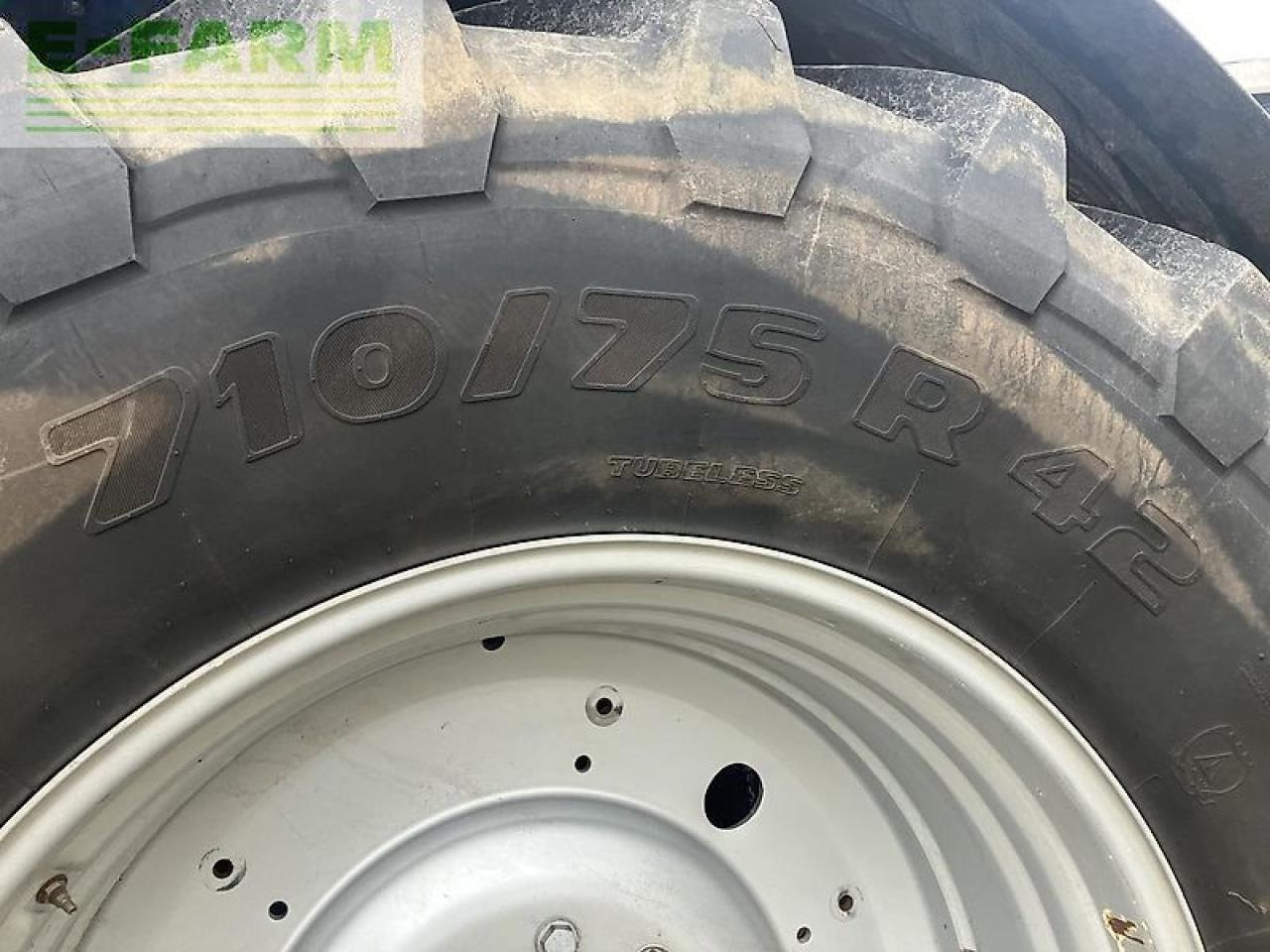New Holland t7.315 ac - Tractor: foto 4 New Holland t7.315 ac - Tractor: foto 4