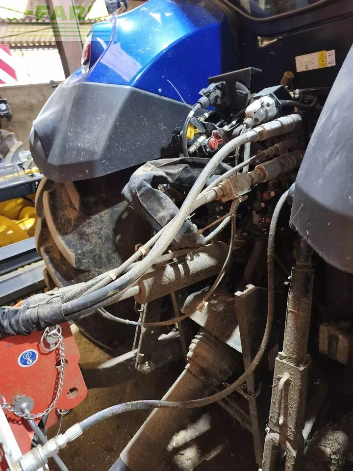 Tractor New Holland t7.315 hd HD: foto 7 Tractor New Holland t7.315 hd HD: foto 7