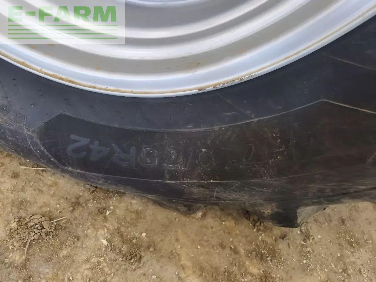 Tractor New Holland t7.315 hd HD: foto 8 Tractor New Holland t7.315 hd HD: foto 8