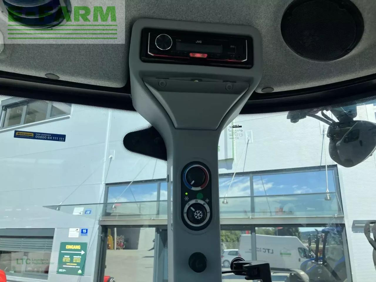 Tractor New Holland td5.85: foto 24 Tractor New Holland td5.85: foto 24