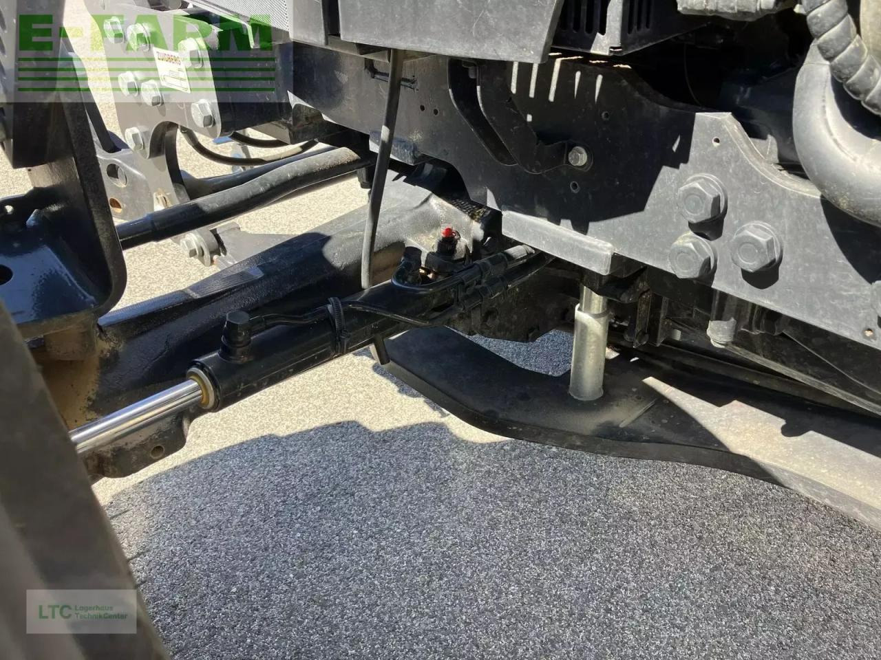 Tractor New Holland td5.85: foto 11 Tractor New Holland td5.85: foto 11