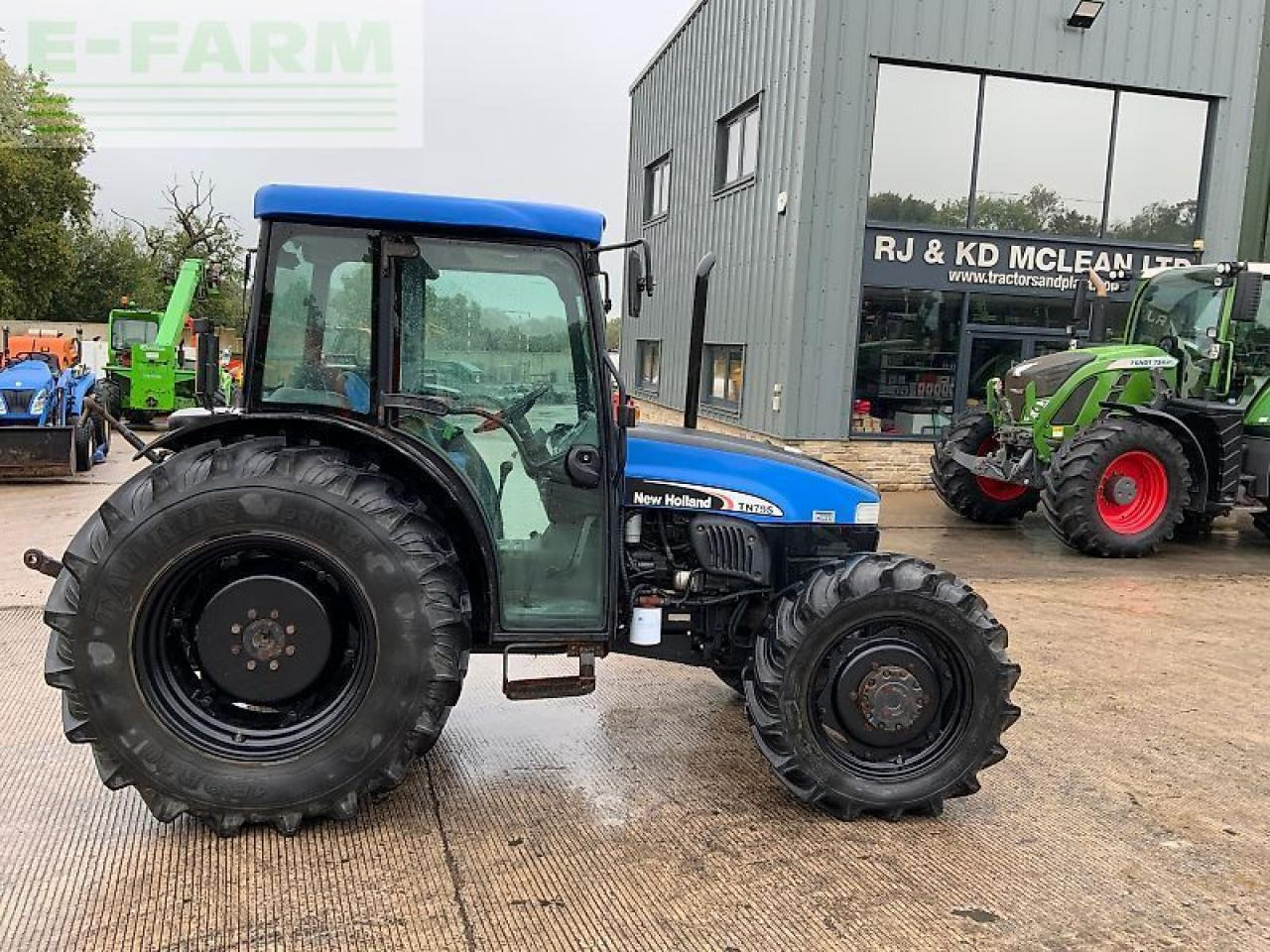 New Holland tn75s super steer tractor (st24490) S - Tractor: foto 1 New Holland tn75s super steer tractor (st24490) S - Tractor: foto 1
