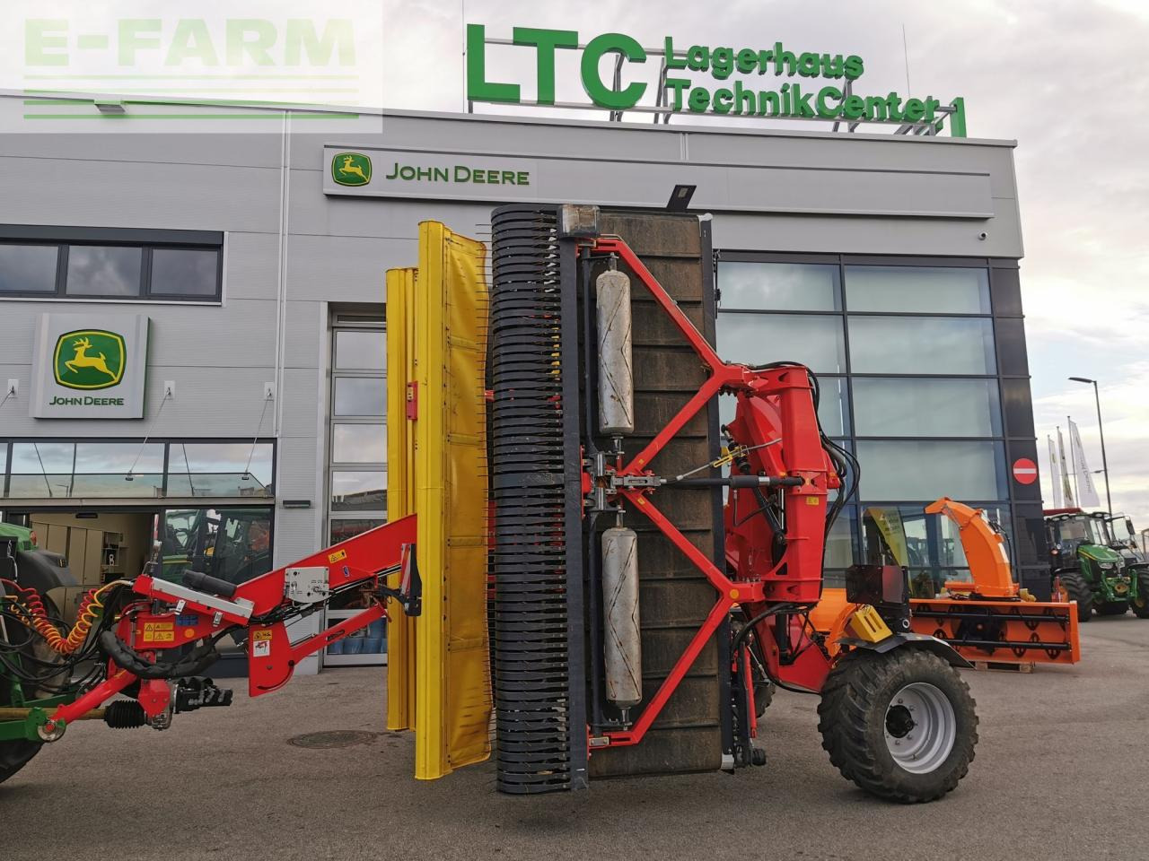 Pöttinger Mergento VT 9220 - Henificadora: foto 2 Pöttinger Mergento VT 9220 - Henificadora: foto 2