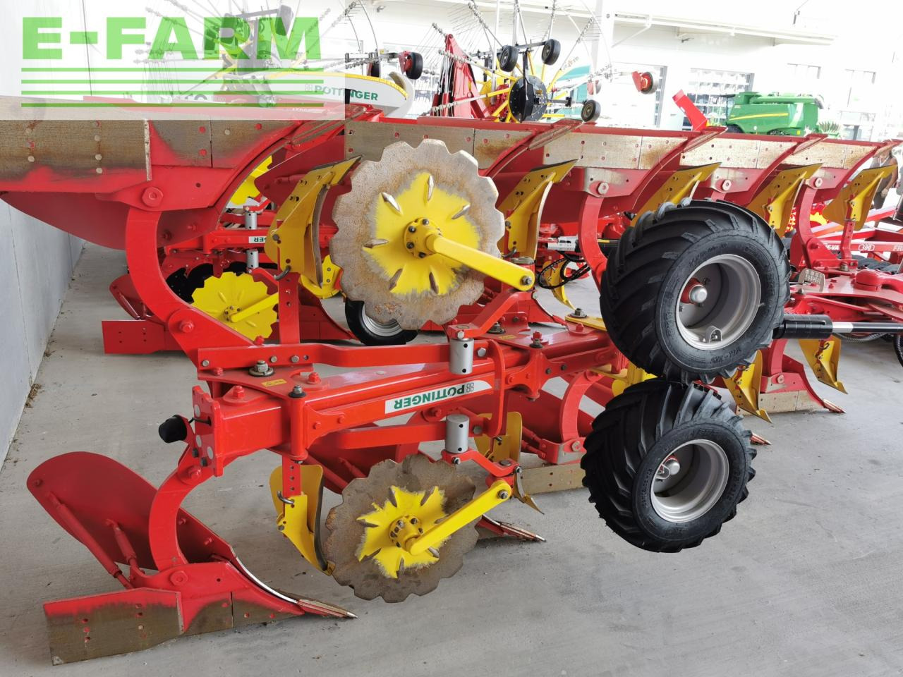 Pöttinger Servo 4000 Plus - Arado: foto 4 Pöttinger Servo 4000 Plus - Arado: foto 4