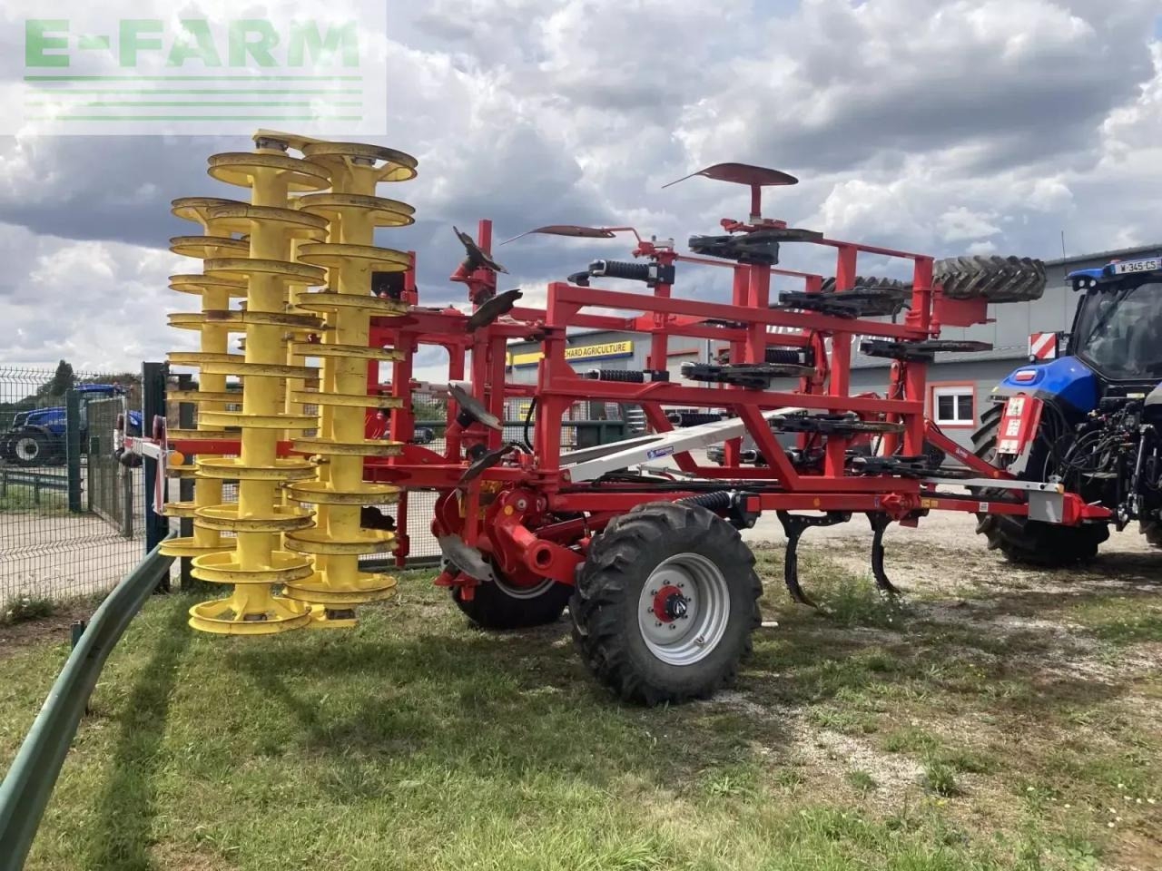 Pöttinger terria 5030 - Cultivador: foto 2 Pöttinger terria 5030 - Cultivador: foto 2