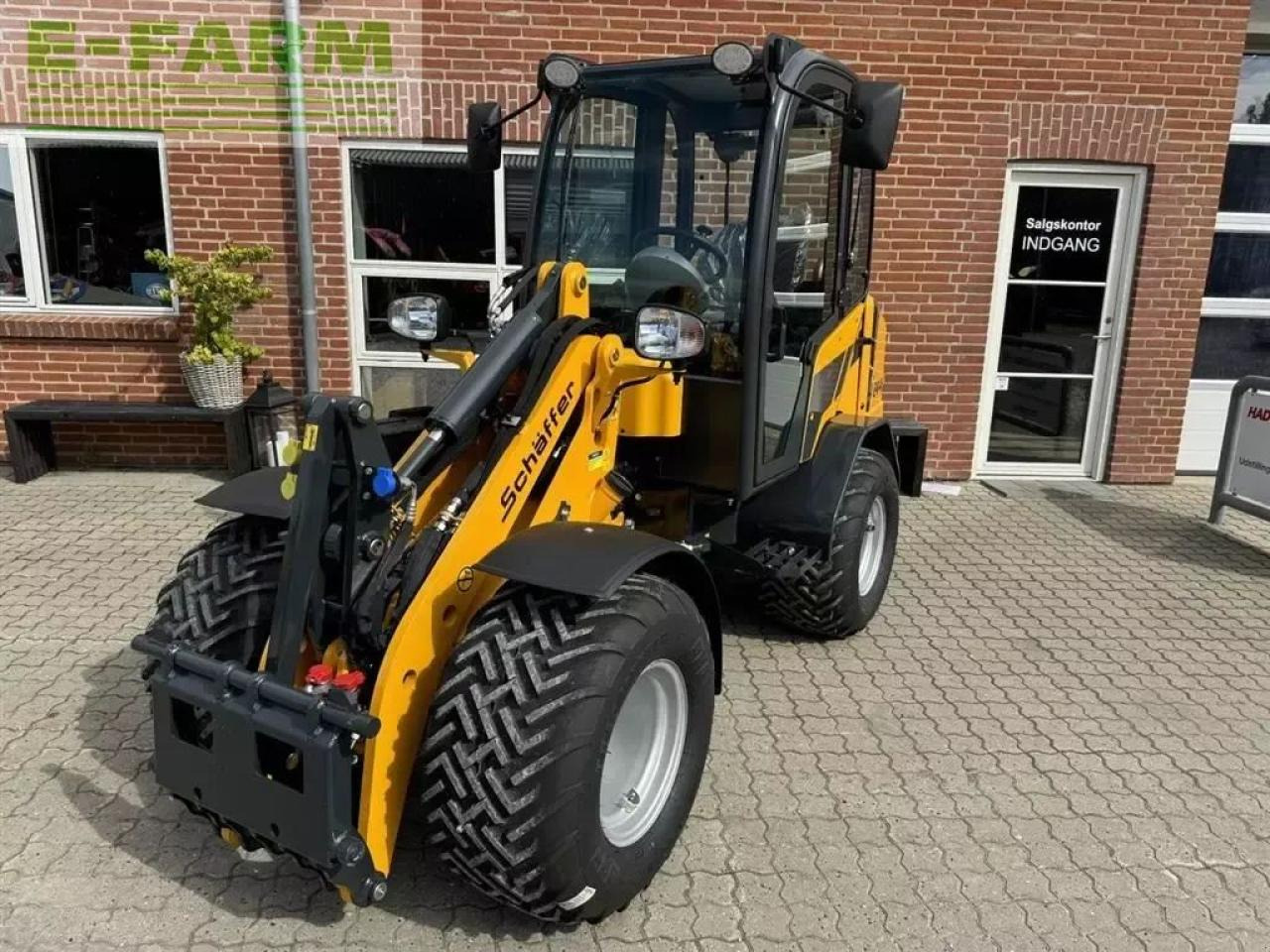 Schäffer 2445s - Miniexcavadora: foto 2 Schäffer 2445s - Miniexcavadora: foto 2
