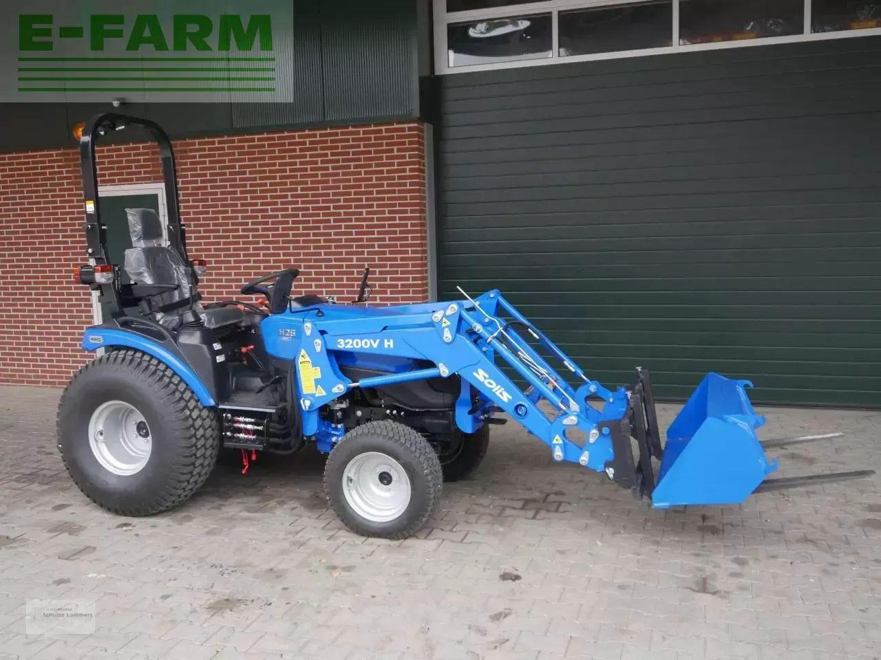 Solis 26 hst + frontlader - Tractor: foto 2 Solis 26 hst + frontlader - Tractor: foto 2