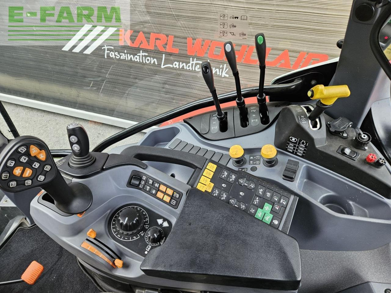 Tractor Steyr 4120 expert cvt CVT: foto 8 Tractor Steyr 4120 expert cvt CVT: foto 8