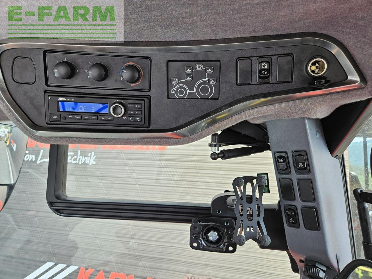 Tractor Steyr 4120 expert cvt CVT: foto 7 Tractor Steyr 4120 expert cvt CVT: foto 7