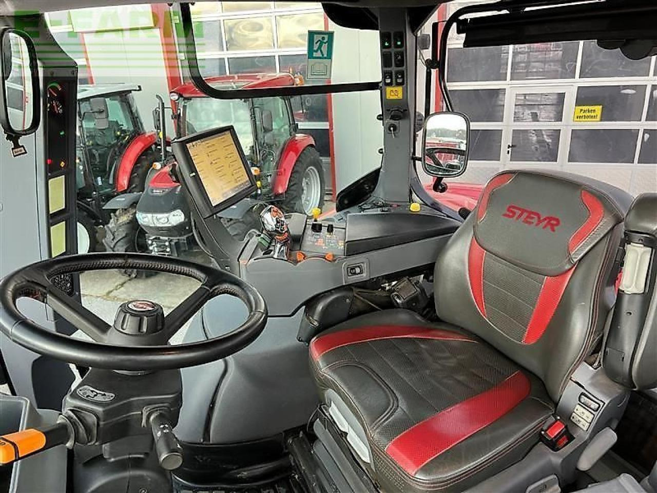 Steyr 6300 terrus cvt CVT - Tractor: foto 3 Steyr 6300 terrus cvt CVT - Tractor: foto 3