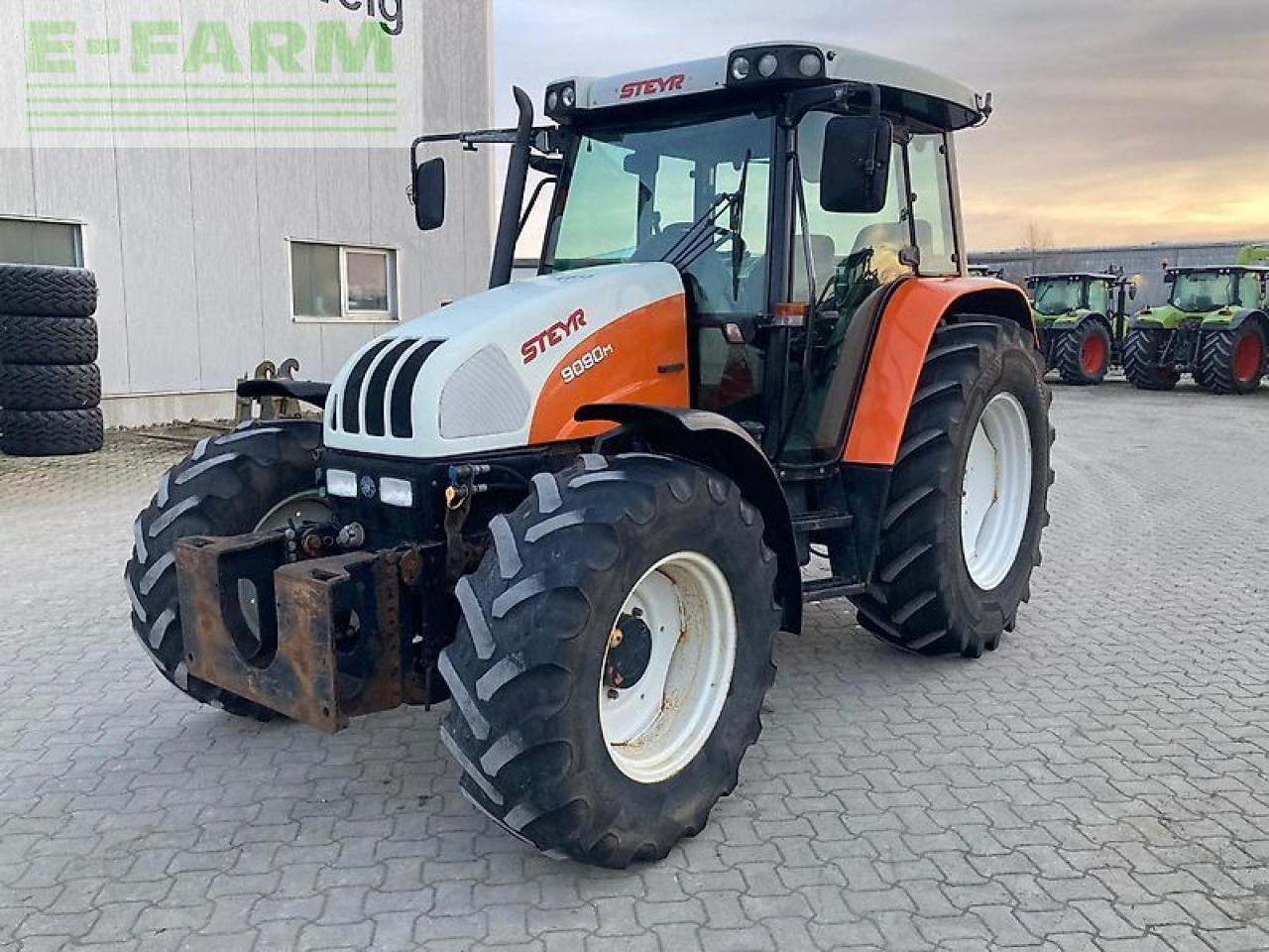 Steyr 9090 m - Tractor: foto 2 Steyr 9090 m - Tractor: foto 2