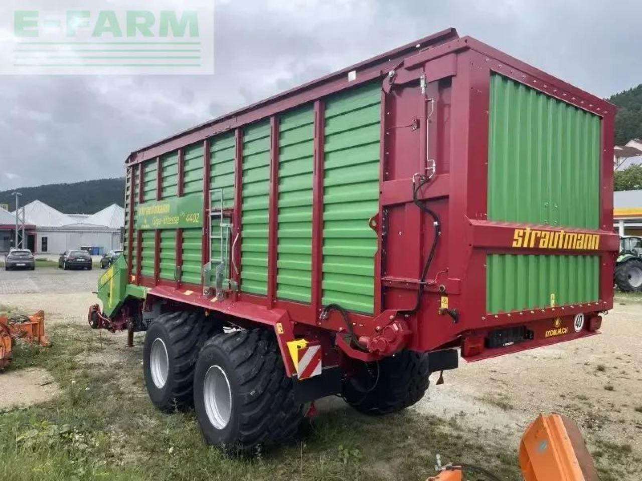 Strautmann giga vitesse cfs 4402 - Remolque autocargador: foto 4 Strautmann giga vitesse cfs 4402 - Remolque autocargador: foto 4