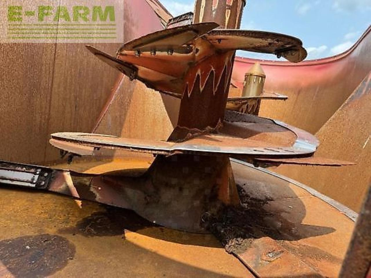 Strautmann vertimix 2401 - Maquinaria ganadera: foto 5 Strautmann vertimix 2401 - Maquinaria ganadera: foto 5