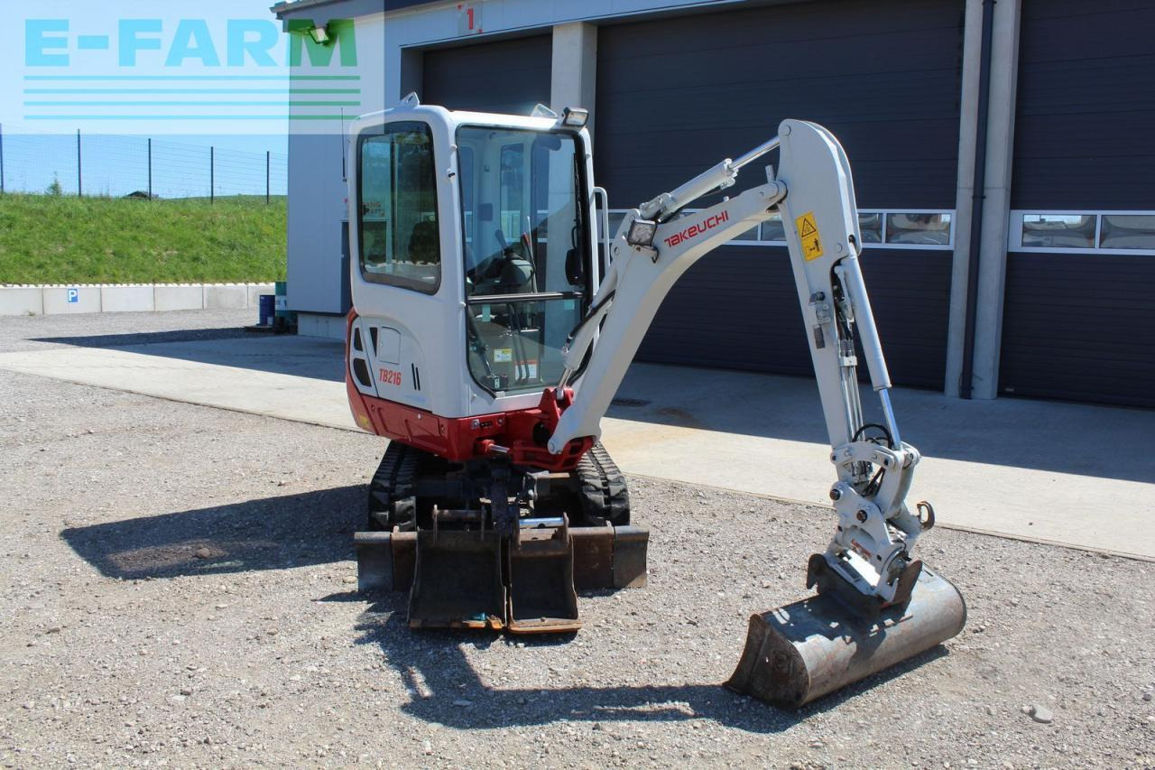 Takeuchi minibagger tb 216 mit powertilt - Miniexcavadora: foto 3 Takeuchi minibagger tb 216 mit powertilt - Miniexcavadora: foto 3