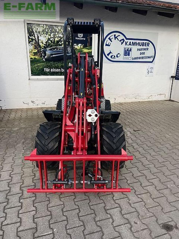 Thaler 2326s - Miniexcavadora: foto 2 Thaler 2326s - Miniexcavadora: foto 2