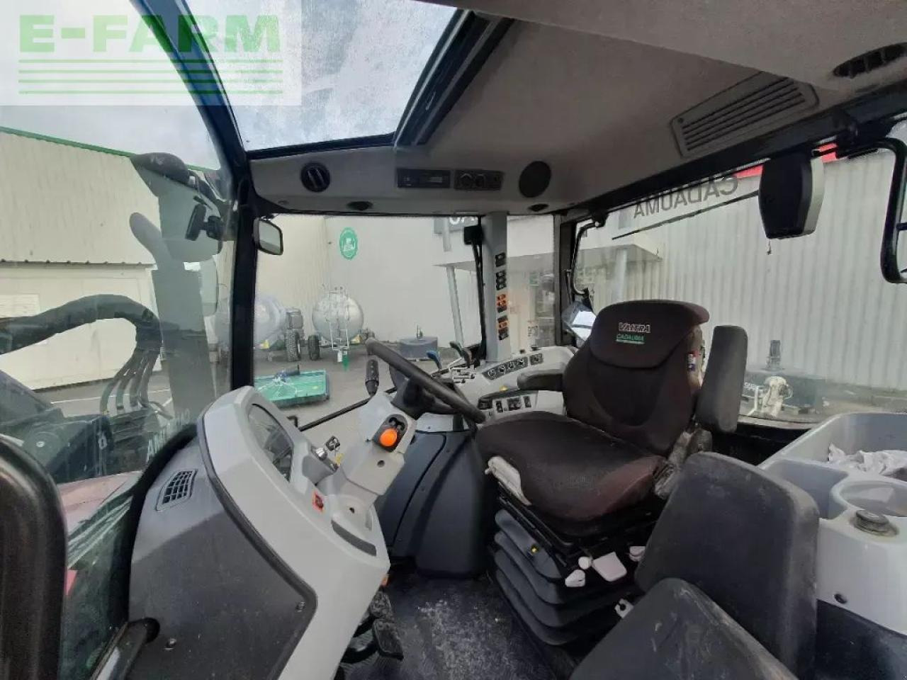 Tractor Valtra a115: foto 9