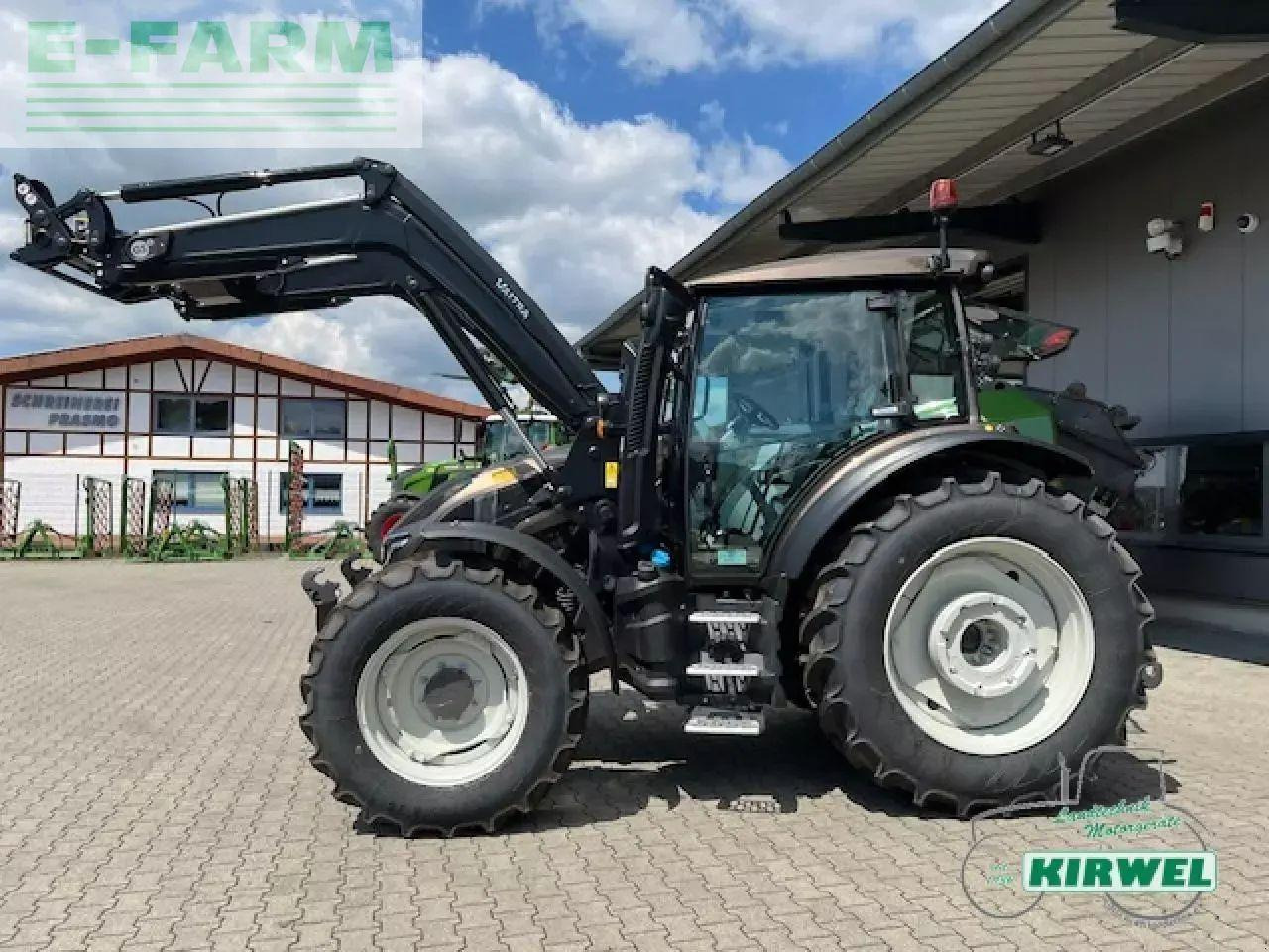 Valtra g 125 active Active - Tractor: foto 5 Valtra g 125 active Active - Tractor: foto 5
