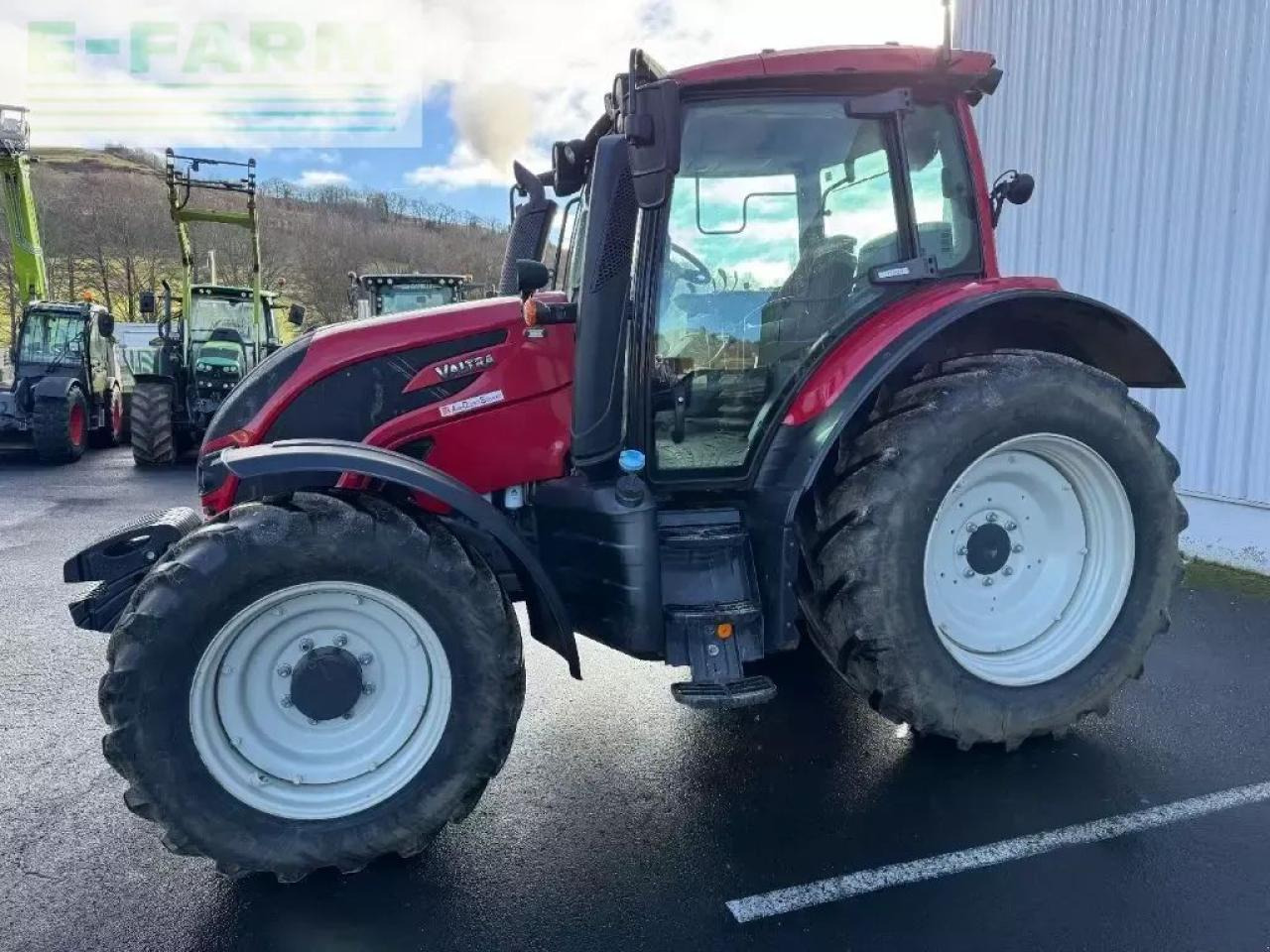 Valtra n 104 h5 - Tractor: foto 1 Valtra n 104 h5 - Tractor: foto 1