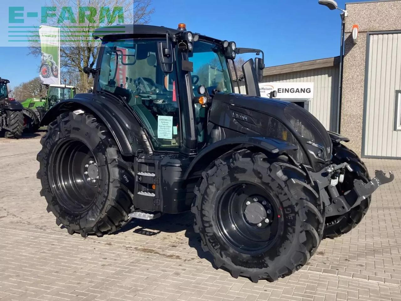 Valtra n 155ea - Tractor: foto 1 Valtra n 155ea - Tractor: foto 1
