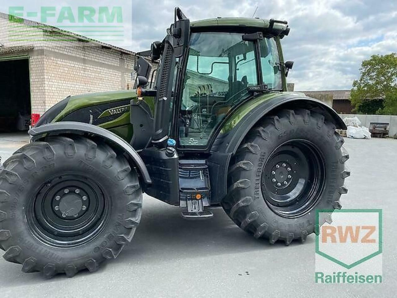 Valtra n175a - Tractor: foto 3 Valtra n175a - Tractor: foto 3