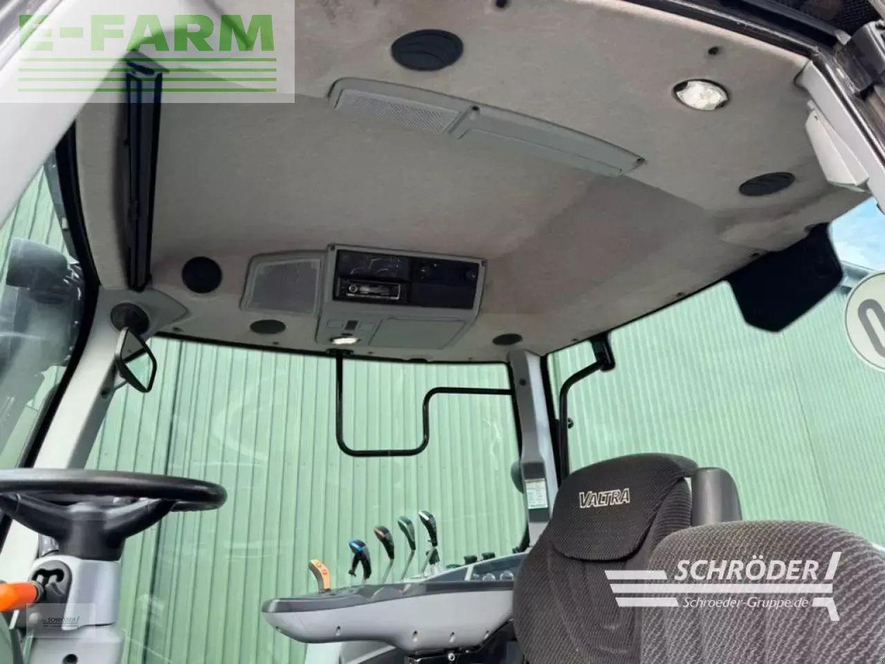 Tractor Valtra t 174 ea: foto 17