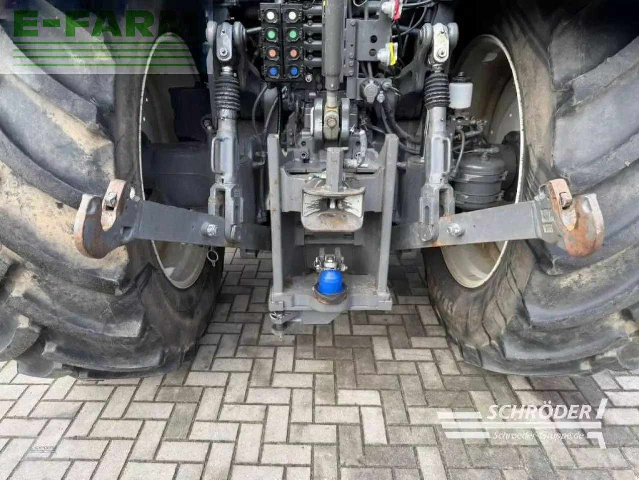 Tractor Valtra t 174 ea: foto 6