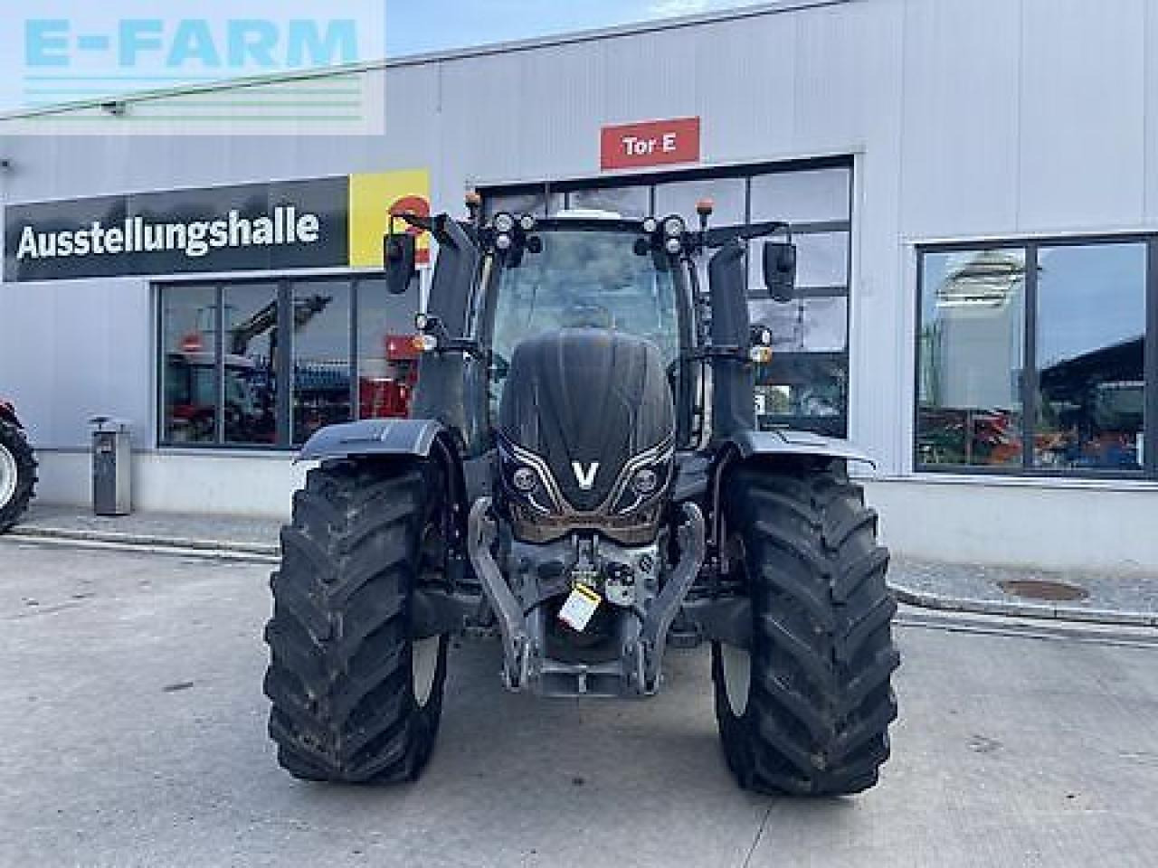 Valtra t 214 direct Direct - Tractor: foto 2 Valtra t 214 direct Direct - Tractor: foto 2